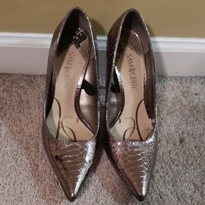 Sam & Libby rose gold pumps